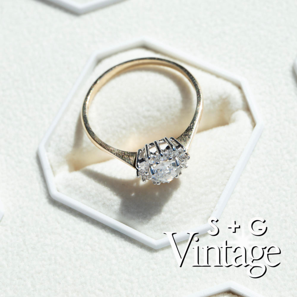 Vintage 9ct Solid Gold CZ Heart Ring