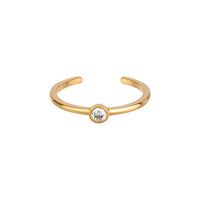 Solid Gold toe ring with a diamond on a white background - seolgold