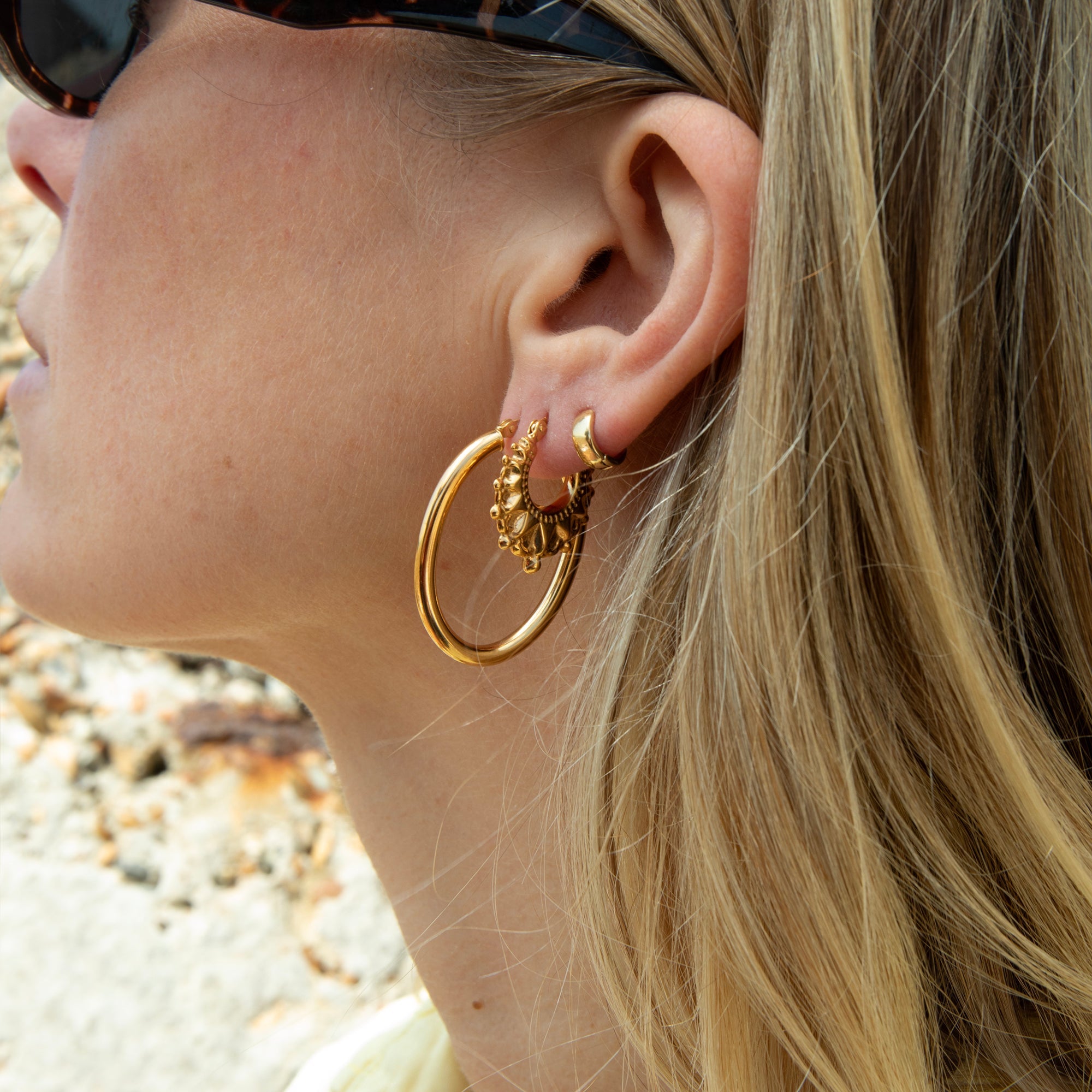 Gold Oval Hoops - tiny gold huggie hoop - seolgold