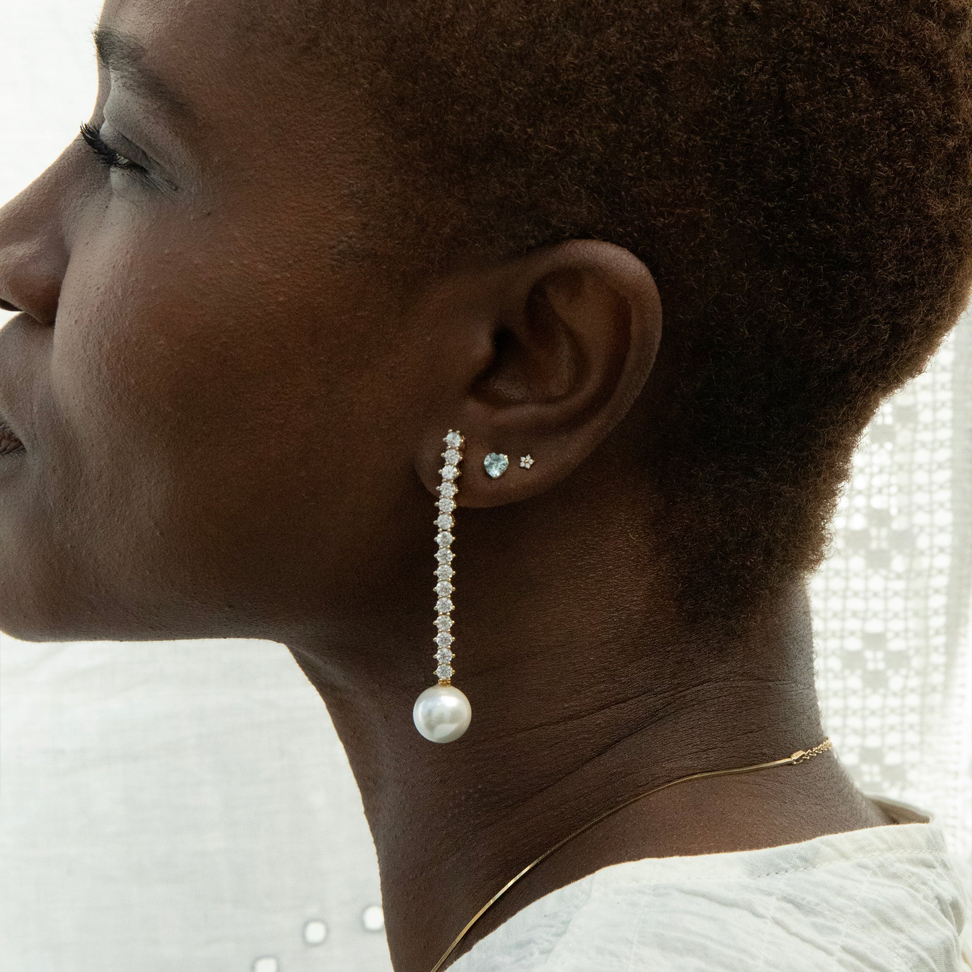 statement pearl hoops - tiny gold flower stud - seolgold