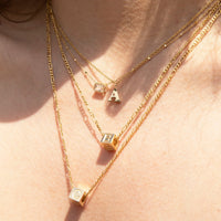 Seol gold - 9ct solid gold baguette cz charm