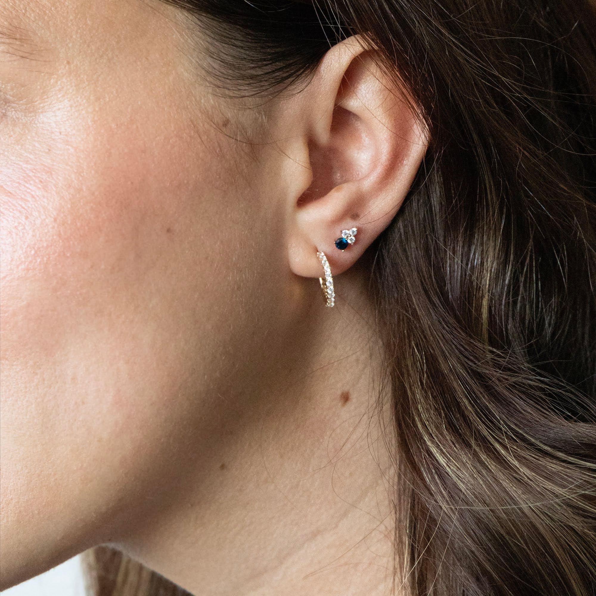 18ct Gold Vermeil Sapphire CZ Stud Earrings - seolgold