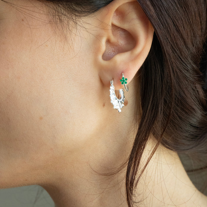 green flower earrings - seolgold