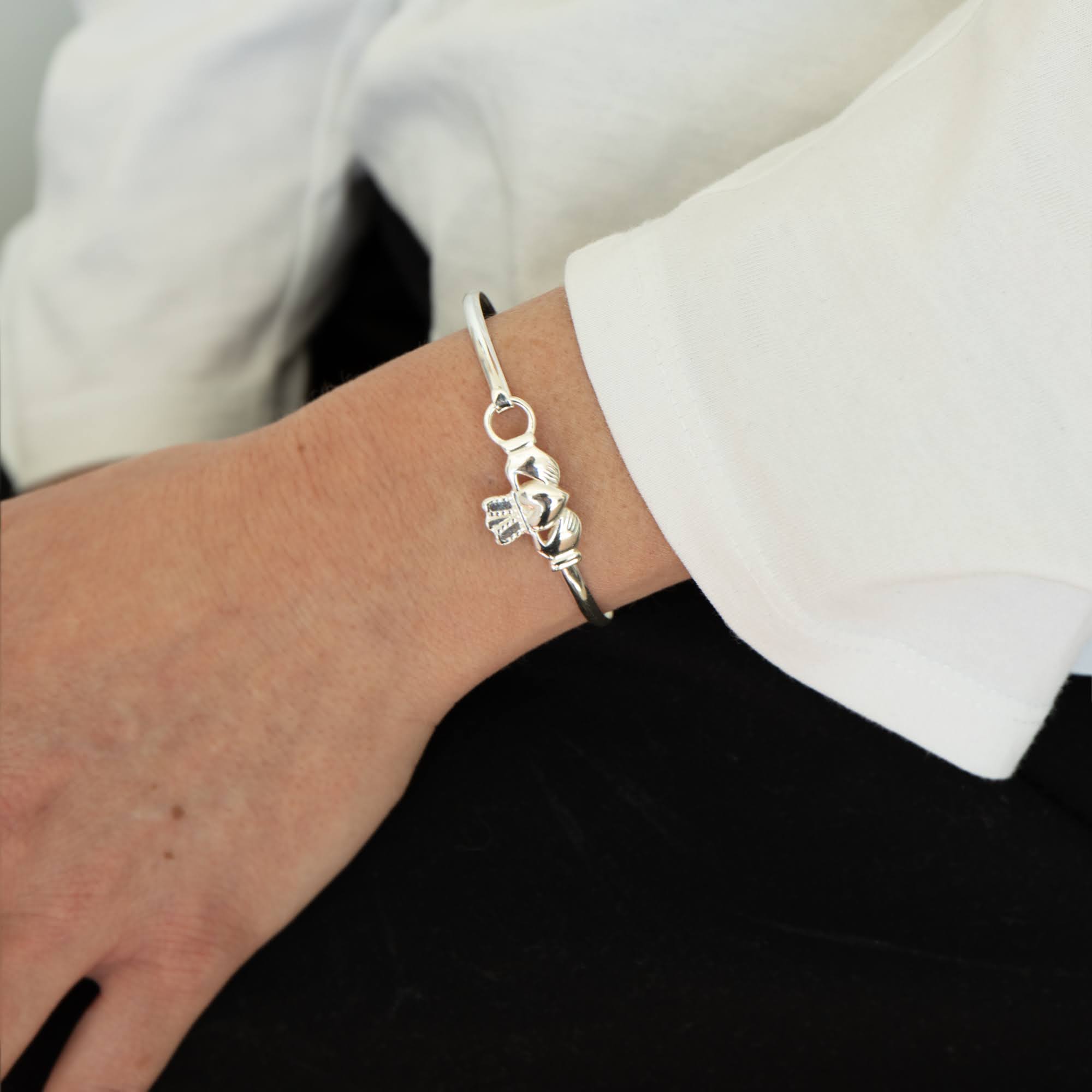 Sterling Silver Claddagh Bangle