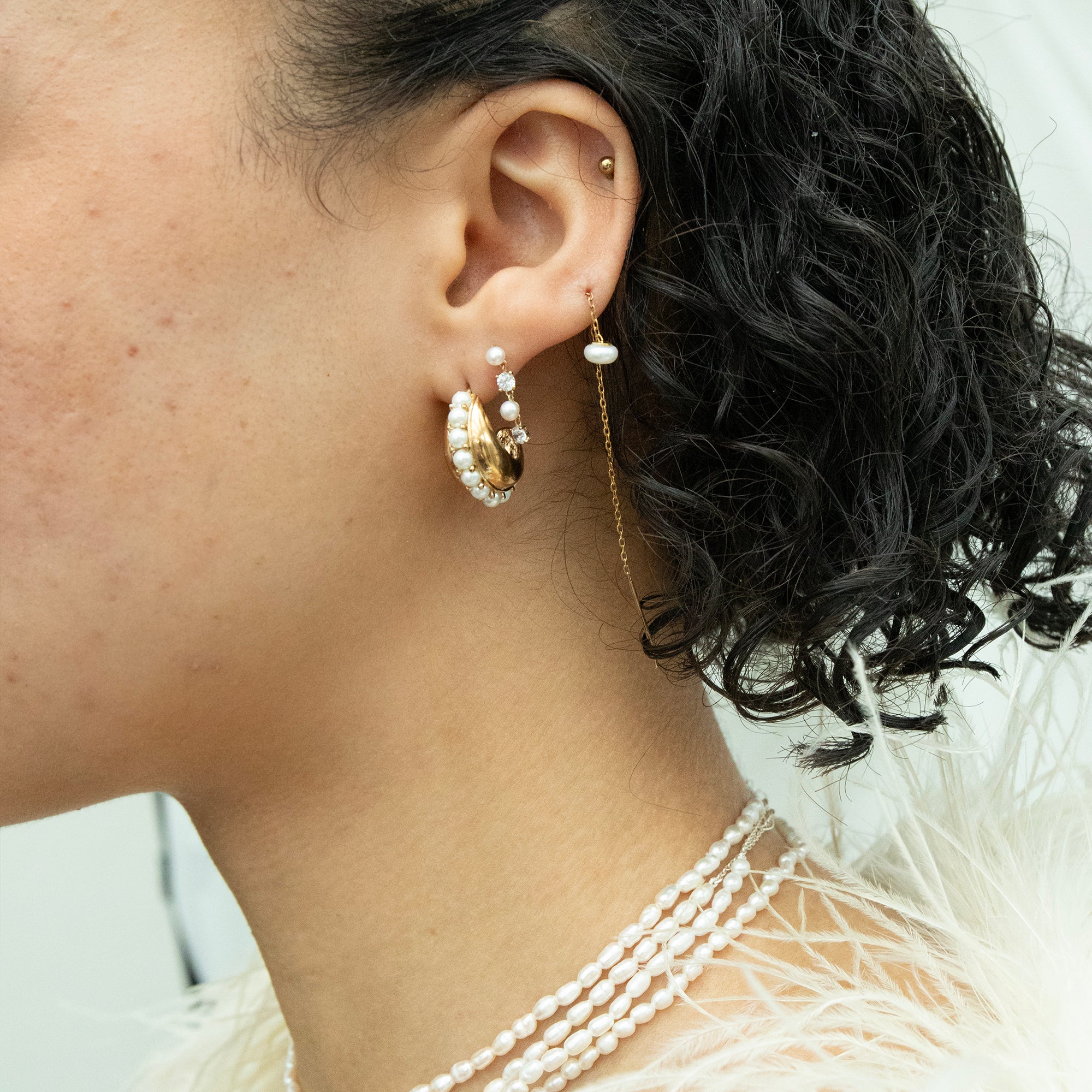 gold pull through - threader - pearl earring - seolgold
