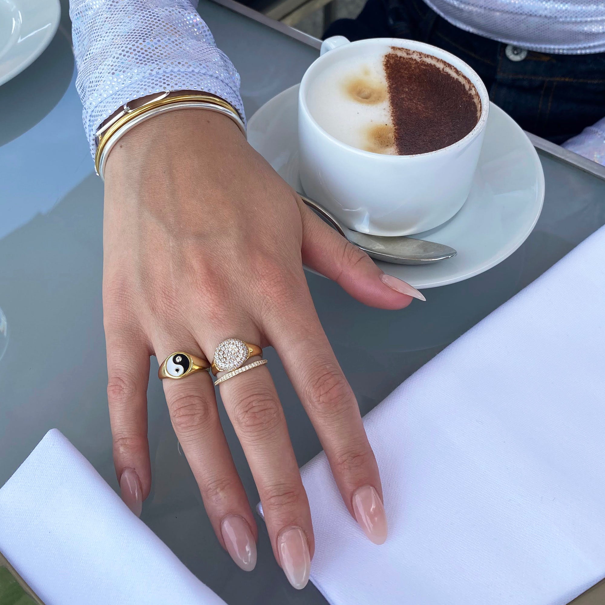 gold yin yang signet ring - seolgold