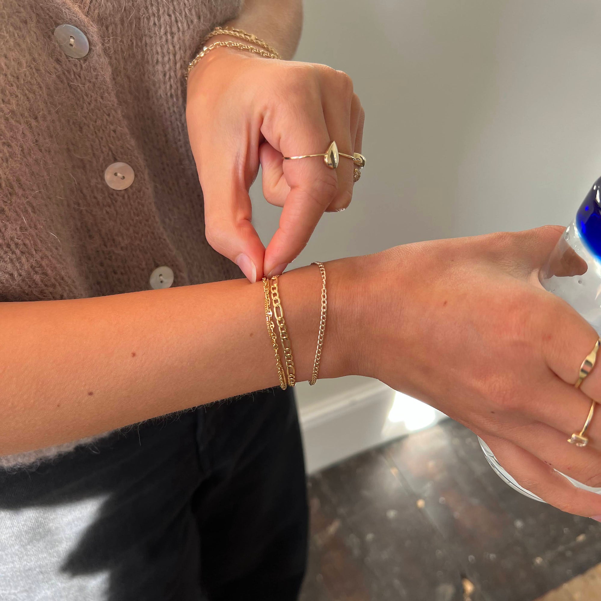 9ct Solid Gold Figaro Chain Bracelet - seolgold