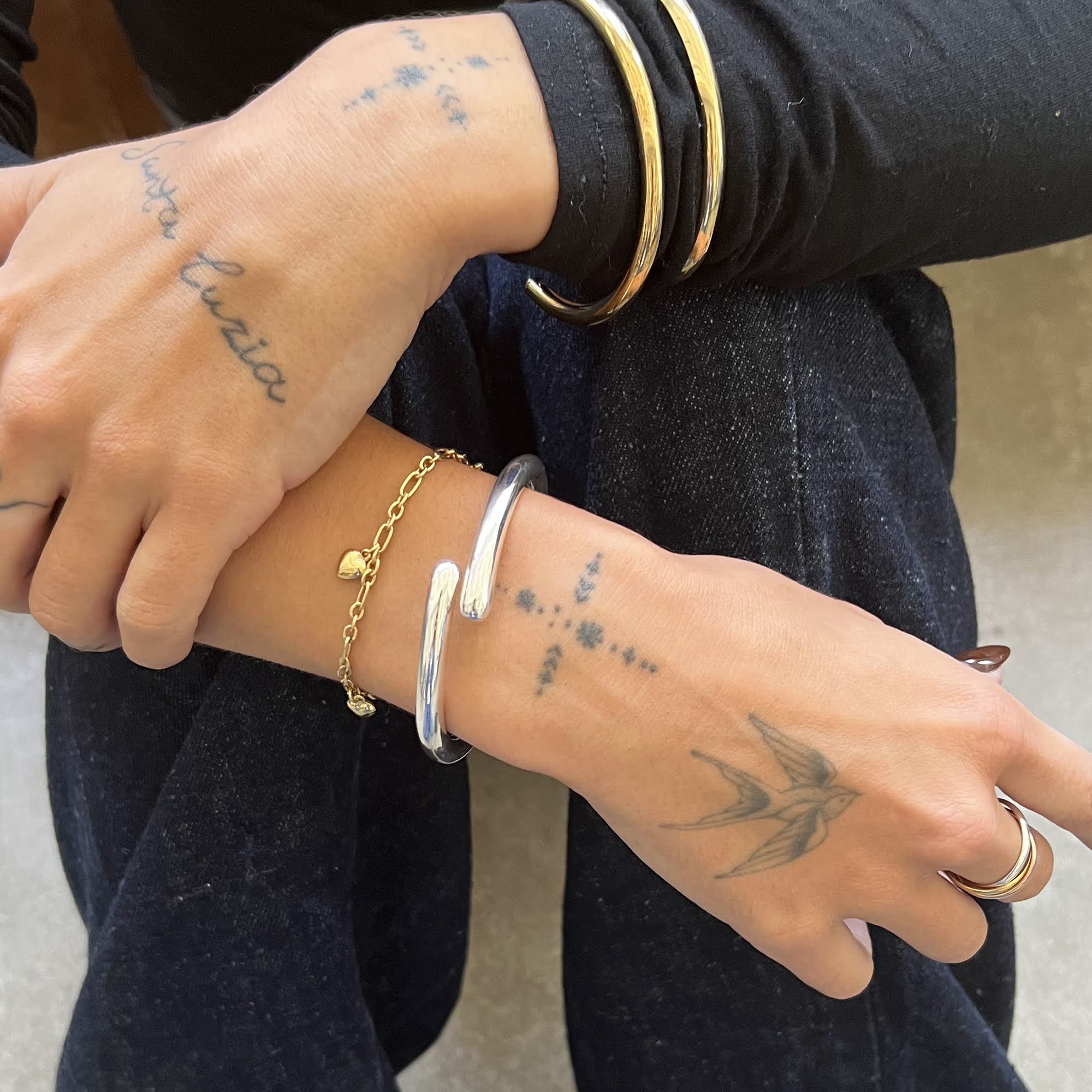 18ct Gold Vermeil Heart Charm Figaro Bracelet - Seol Gold