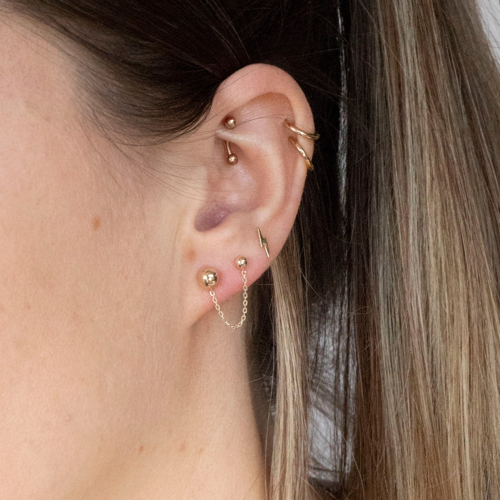 9ct Solid Gold Curved Barbell Stud