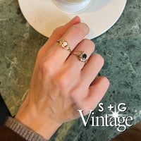 Vintage 9ct Solid Gold oval Carnelian Cameo and CZ ring - seolgold