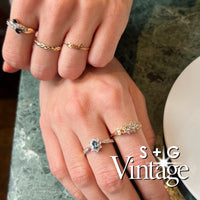 Vintage 9ct Solid Gold CZ Flower Ring - seolgold