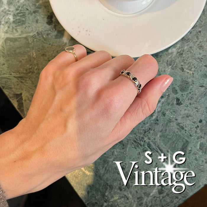 Vintage 9ct Solid Gold Sapphire & Diamond Ring - seolgold
